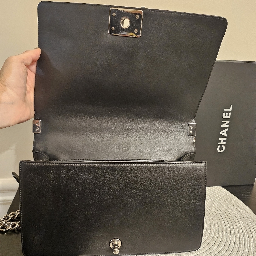 Chanel Flap Boy In New Medium - Picture 10 of 15